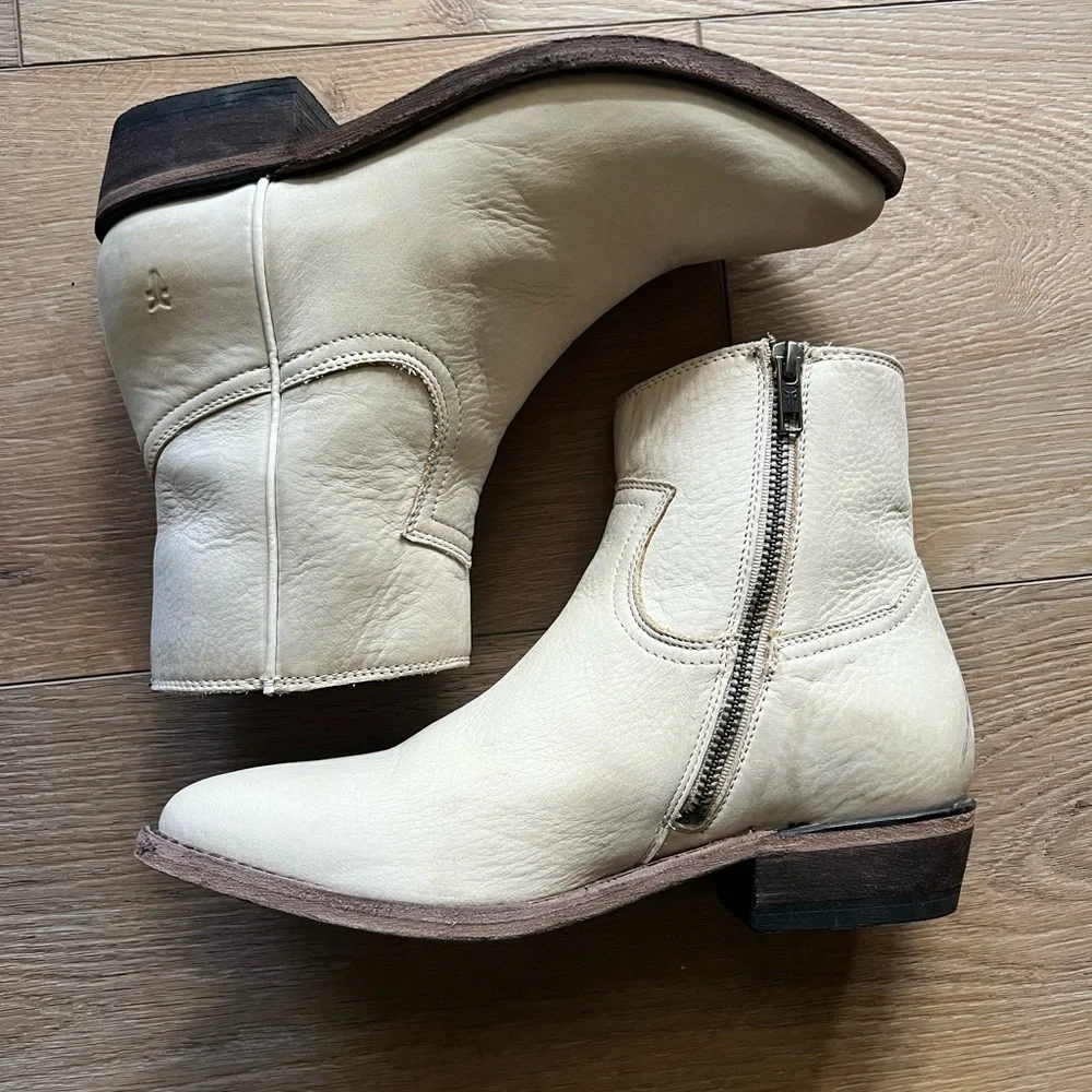 Frye Billy Short Ankle Boots